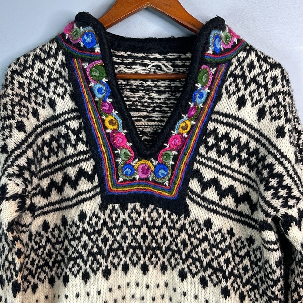 Hand Crafted Cream and Black Embroidered V-Neck Sweater - Picture 2 of 12